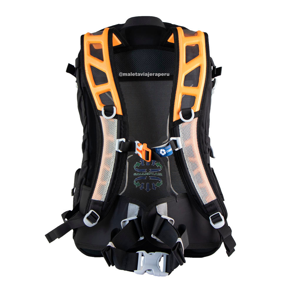 PACK Mochila Cormeilin 45 (Negro) con Bastones para Trekking