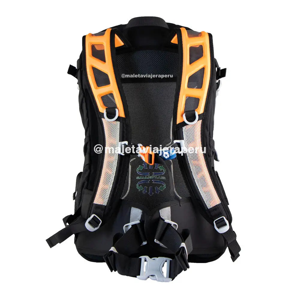 Mochila Cormeilin 45Lt (Negro) Backpacks