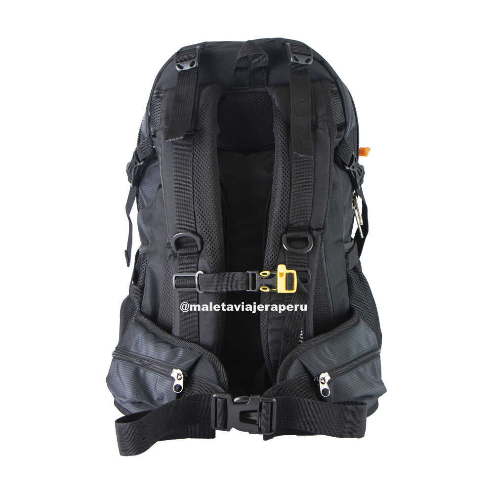 PACK Mochila Adventure 40 (Negro) + Bastónes + Cobertor