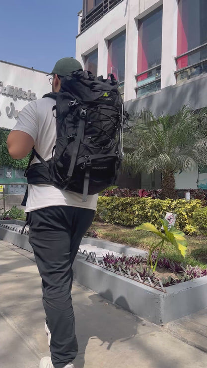 Mochila Outdoor Advance 50 litros (Negro) - NEVO RHINO